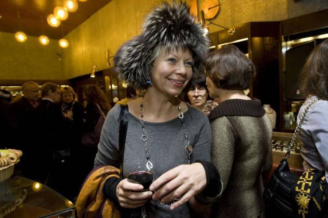 Atgimė legendinė juvelyrikos parduotuvė „Vilniaus eglė“ 