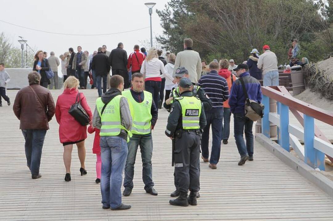 Palangoje  šeštadienį  lijo  gintarais  