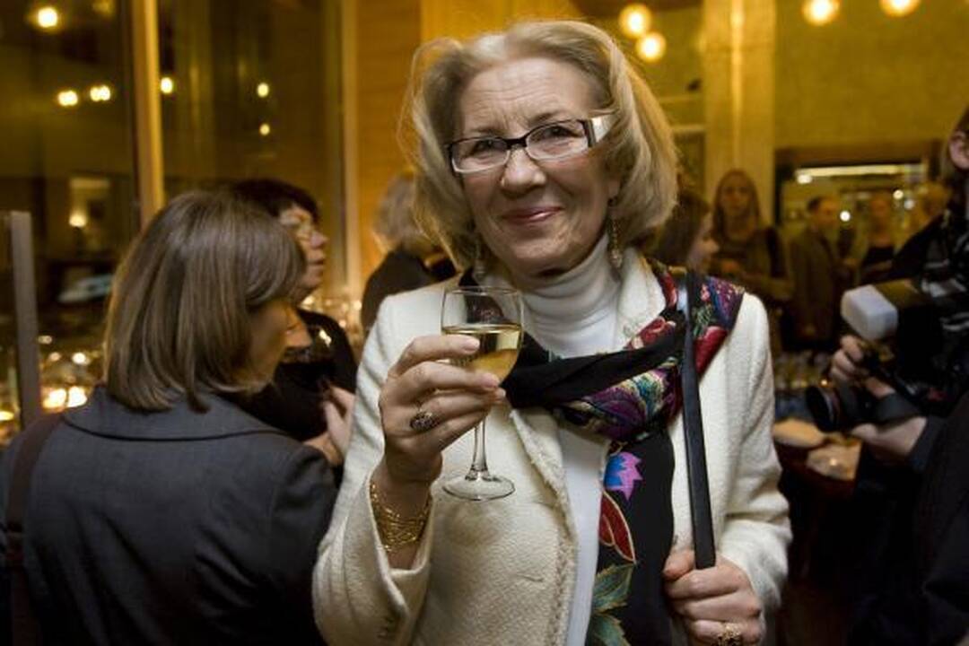 Atgimė legendinė juvelyrikos parduotuvė „Vilniaus eglė“ 