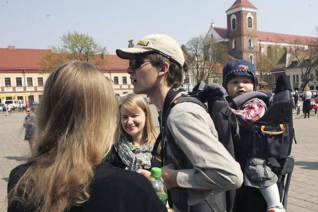 Antrąją Velykų dieną kauniečiai šventė Rotušės aikštėje