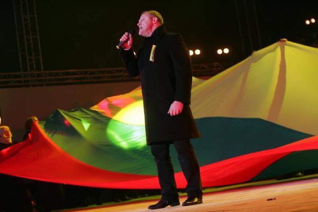 Katedros aikštėje - iškilmingas kovo 11-osios koncertas „Tikime laisve”