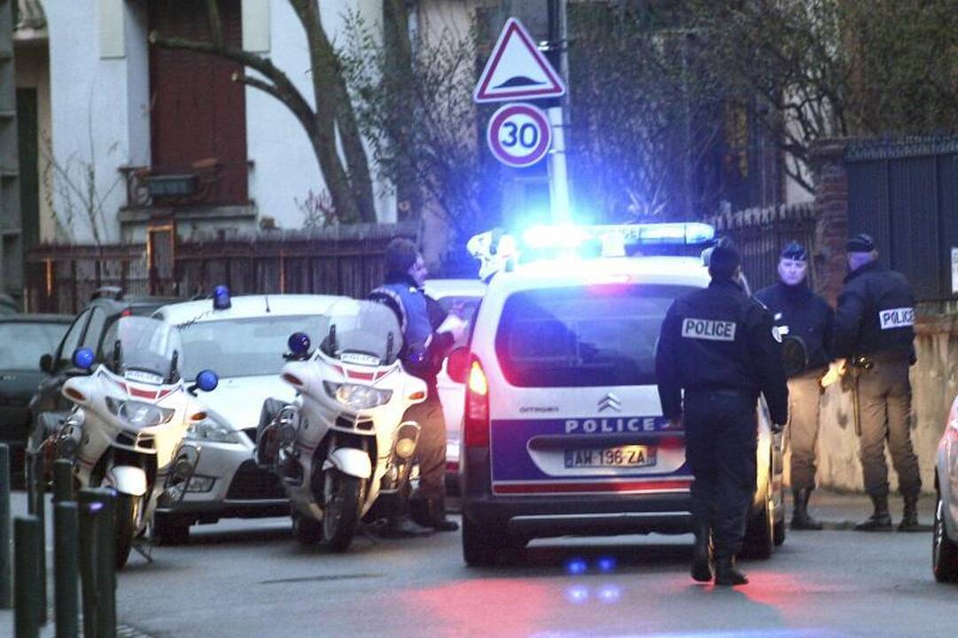 Įtariamasis Tulūzos žudikas atlaikė kelias policijos atakas