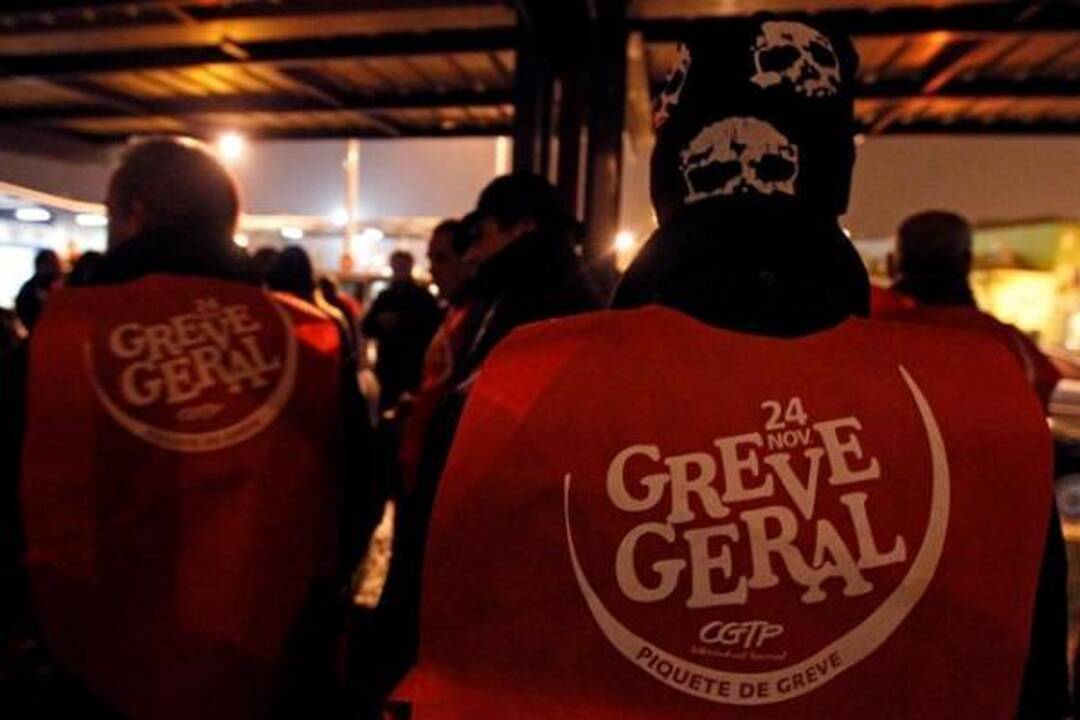  Visuotinis streikas paralyžiavo gyvenimą Portugalijoje