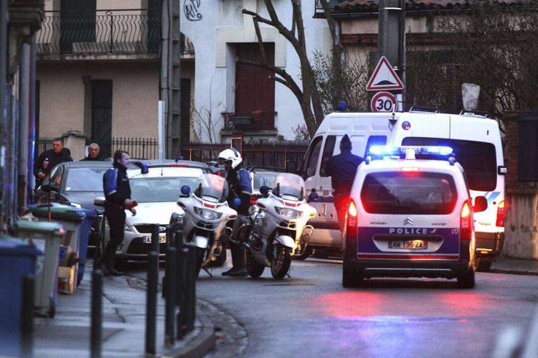 Įtariamasis Tulūzos žudikas atlaikė kelias policijos atakas