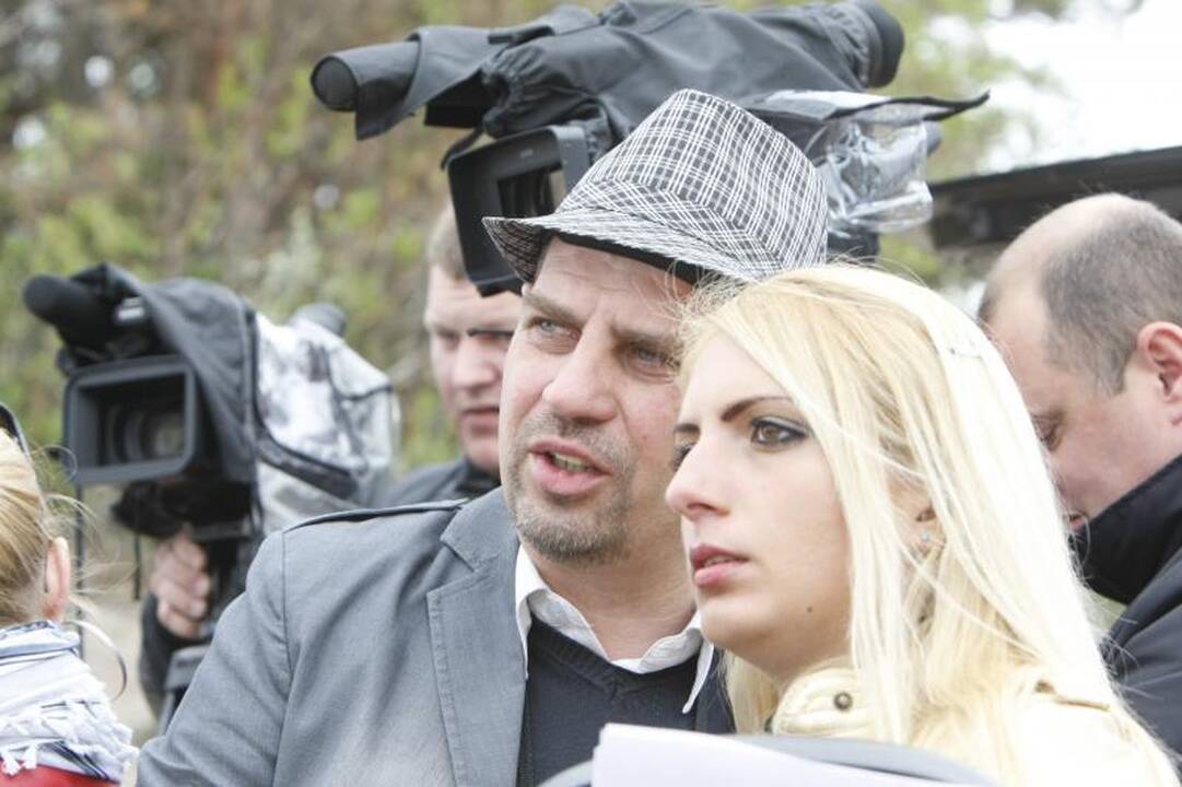 Palangoje žirgų lenktynėms vangus žiūrovų dėmesys