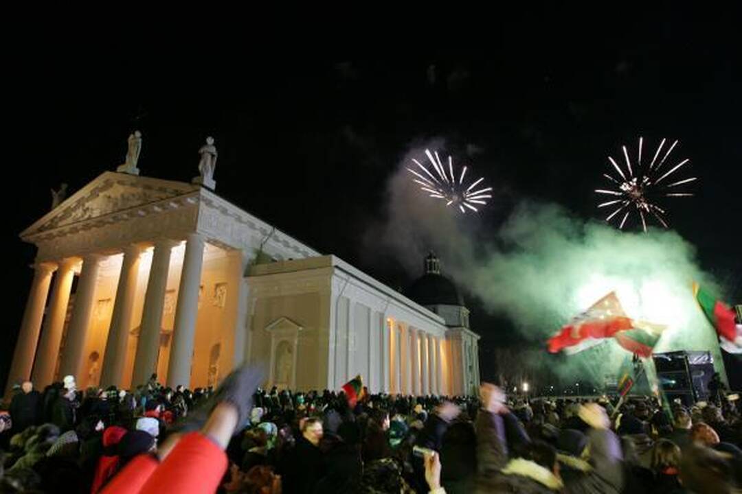 Katedros aikštėje - iškilmingas kovo 11-osios koncertas „Tikime laisve”