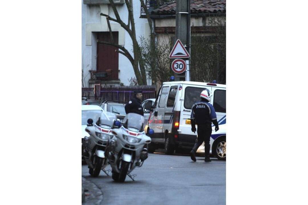 Įtariamasis Tulūzos žudikas atlaikė kelias policijos atakas
