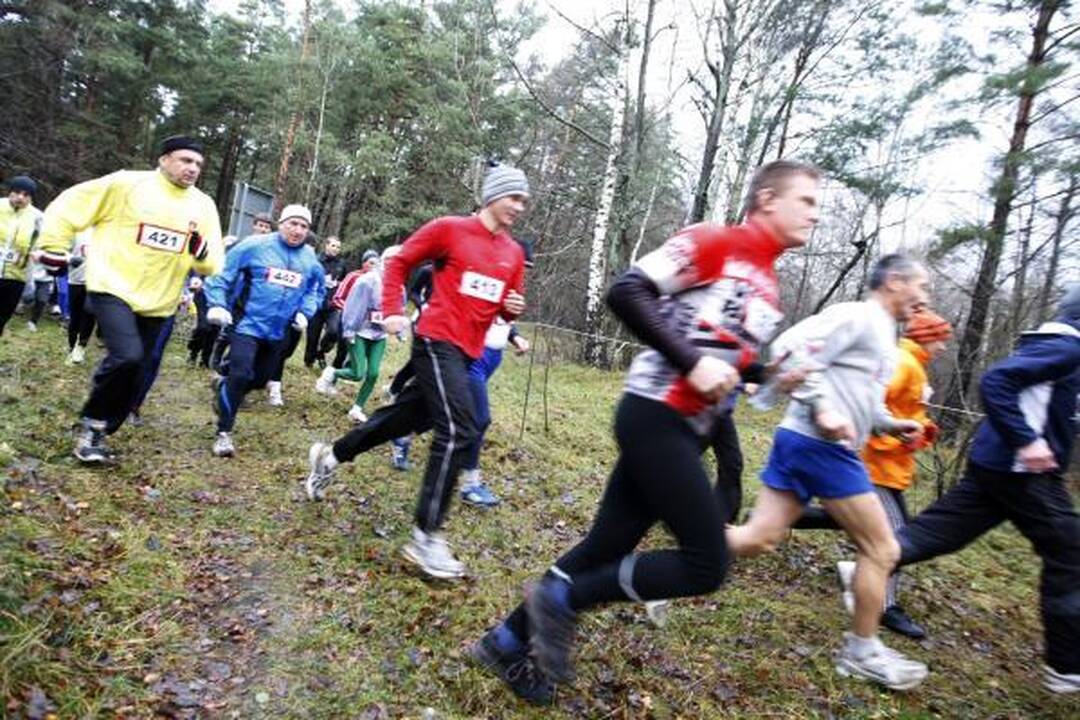 Stiprus vėjas bėgikų nebaugino