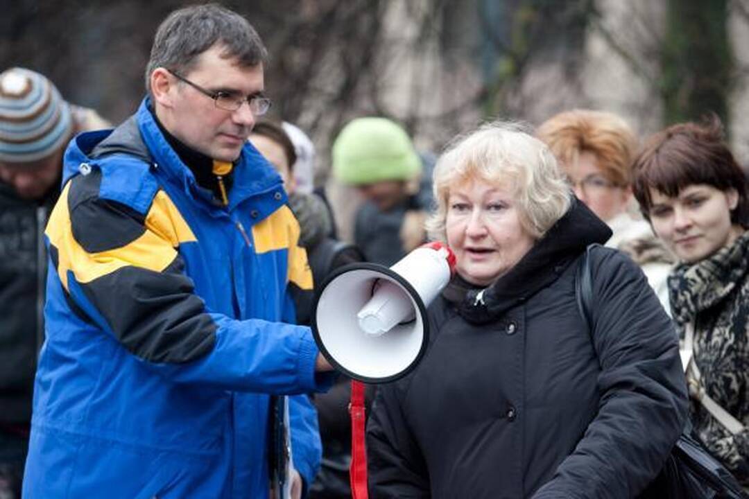 Gyvūnų mylėtojai reikalauja griežtesnių bausmių gyvūnų skriaudikams 