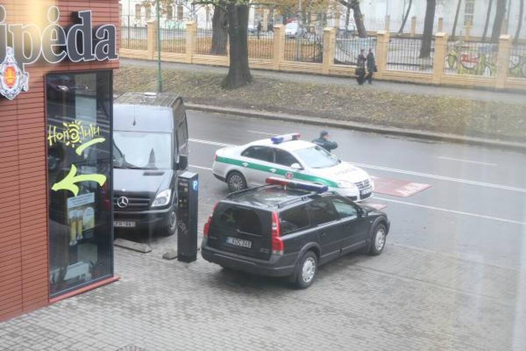 Ministrai važinėja po Klaipėdą