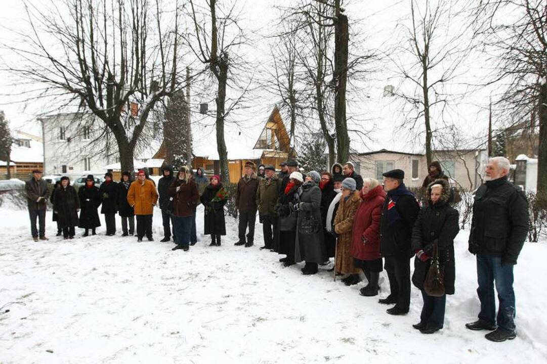 Įamžintas rašytojo, vertėjo ir politinio kalinio K.Jankausko atminimas