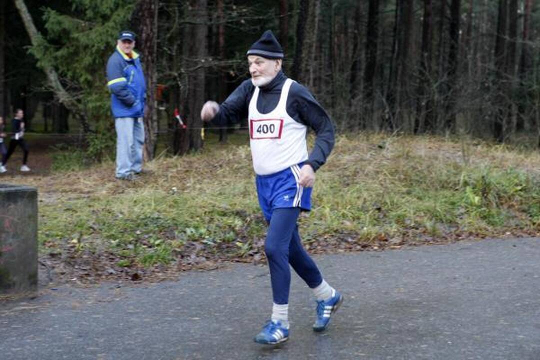 Stiprus vėjas bėgikų nebaugino