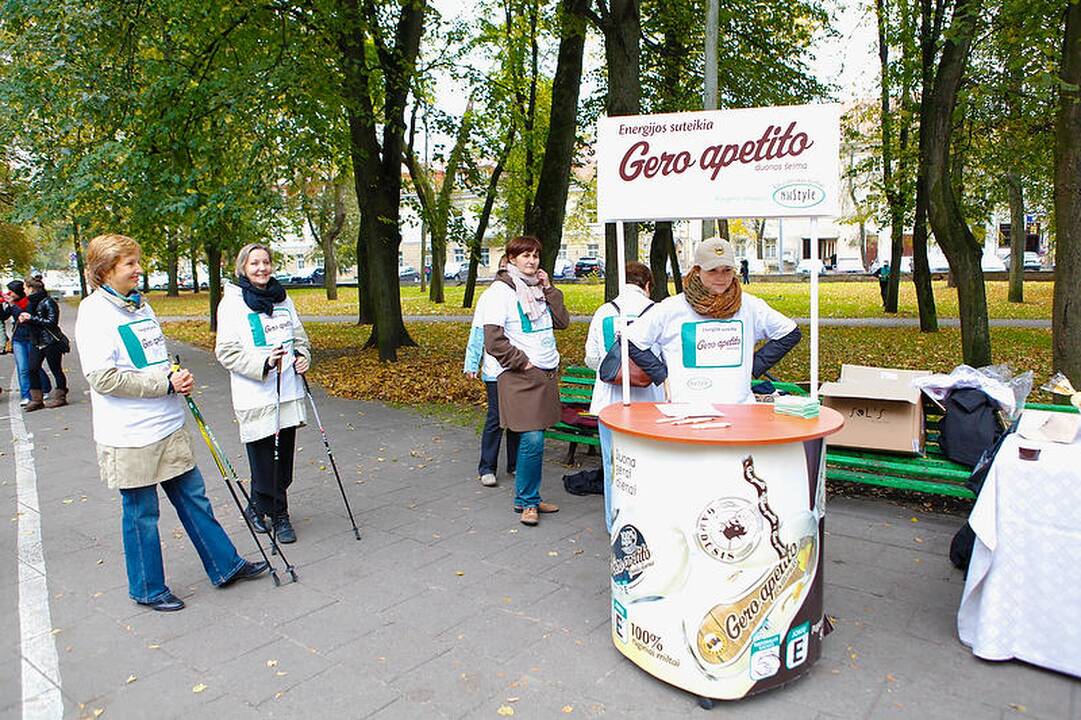 Sostinės centre – šiaurietiško ėjimo pamokos