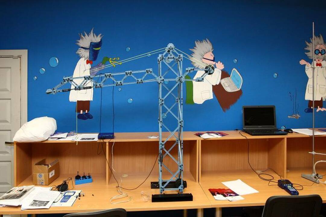 „Tyrėjų naktyje“ – ir pavojingi triukai su ugnimi