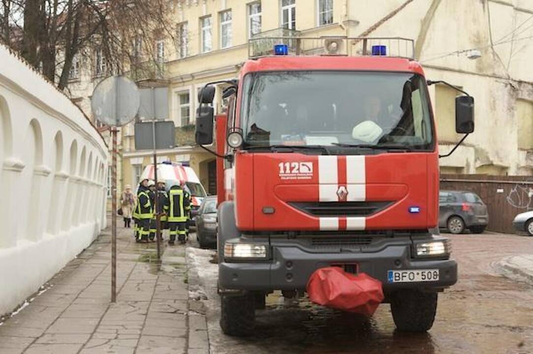 Vilniuje grasinta susprogdinti pastatą (papildyta)