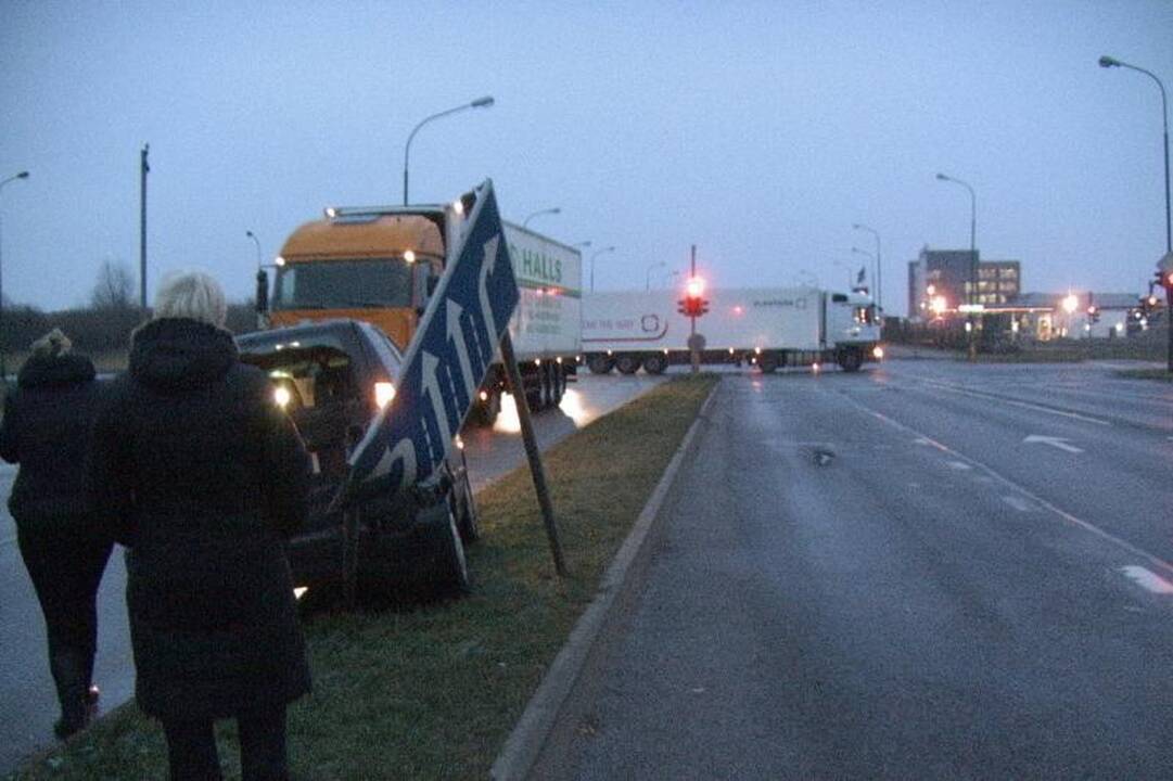 Tarptautinėje perkėloje – policijos reidas  