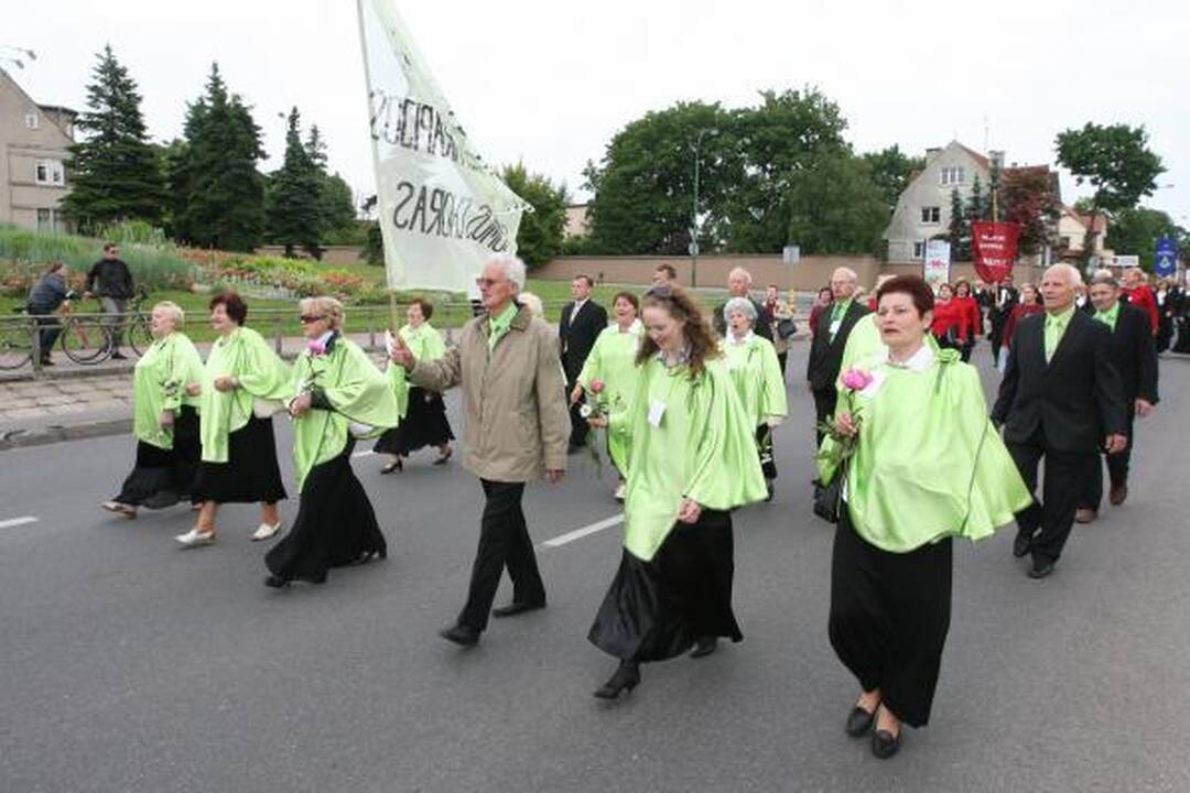 Klaipėdoje šurmuliavo dainų šventė