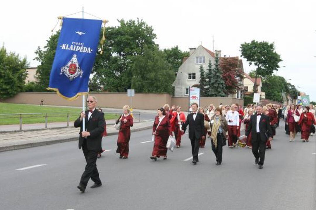 Klaipėdoje šurmuliavo dainų šventė