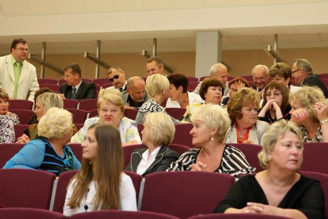 Rugsėjo 1-oji: mažiau mokinių ir mokytojų, bet daugiau pirmokų