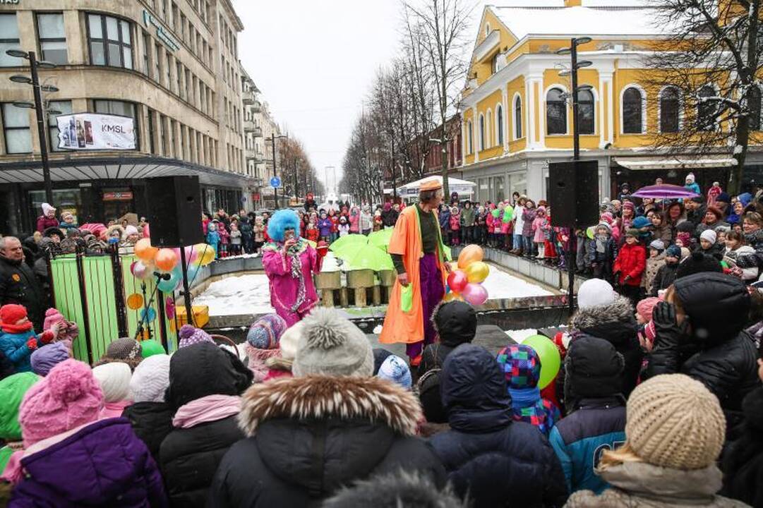 Velykų šventėje mažiesiems sveikino ir su Kalėdomis