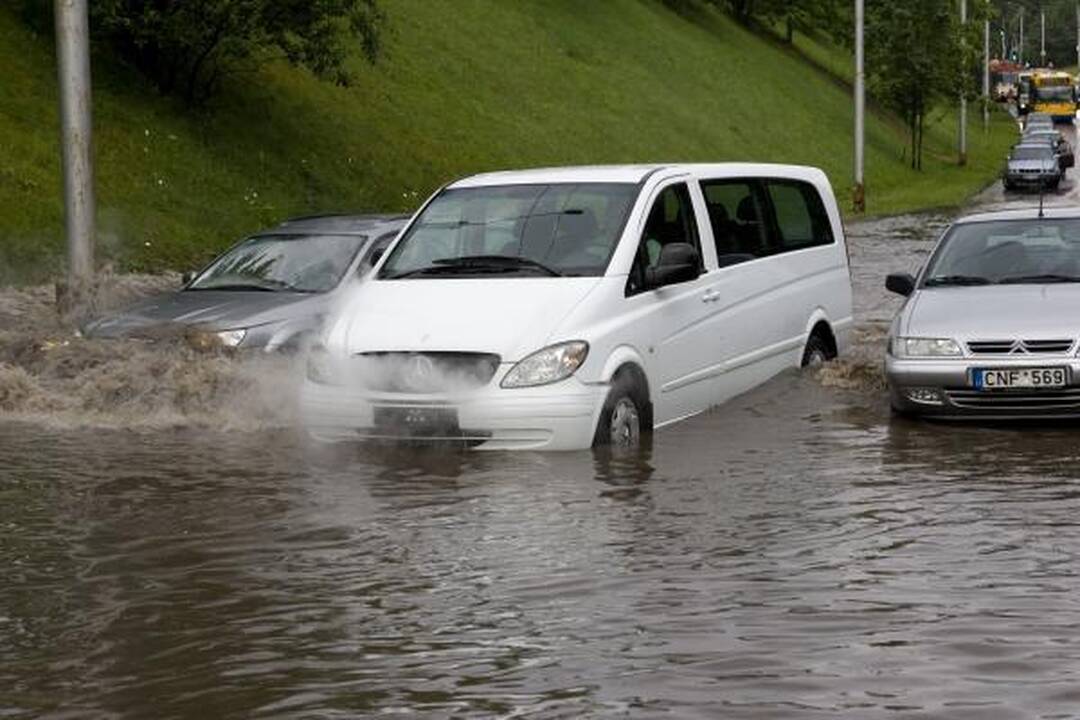 Lietuvoje gamta siautėjo