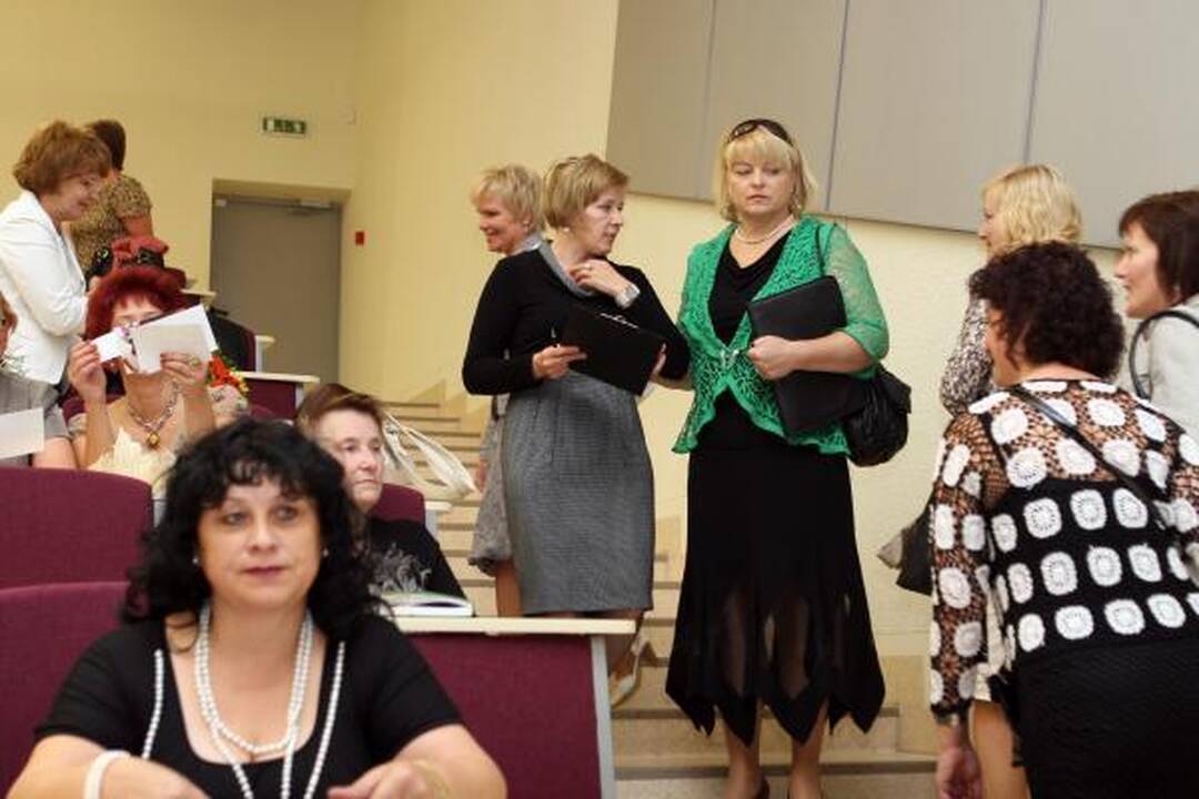 Rugsėjo 1-oji: mažiau mokinių ir mokytojų, bet daugiau pirmokų