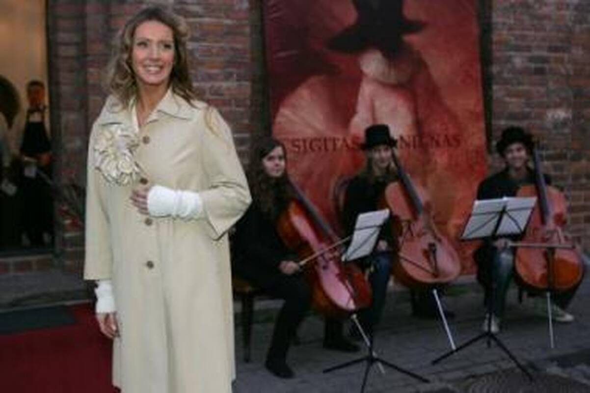 Sumanymas: atidarydama menininkams atstovausiančią galeriją D.Stachura tikisi populiarinti meną Lietuvoje.