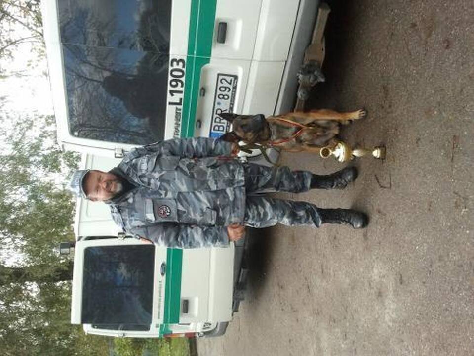 Policijos šunys iš varžybų grįžo apdovanoti