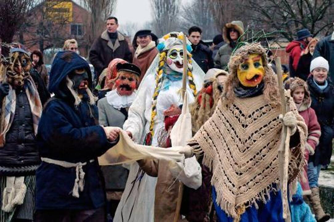 Į Užgavėnes – pėsti ir važiuoti