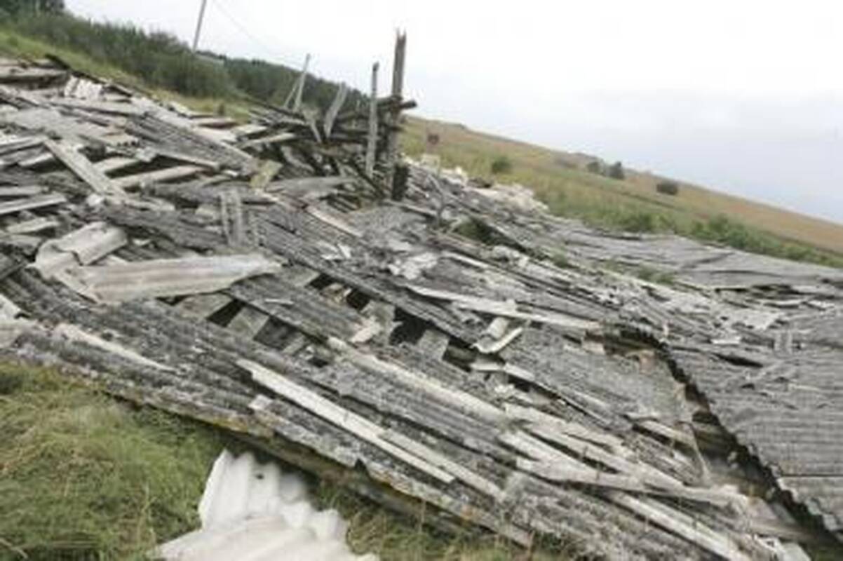 Nepripažįsta: A.Koženiauskas abejoja, ar sugriuvęs pastatas priklauso jo tėvo bendrovei.