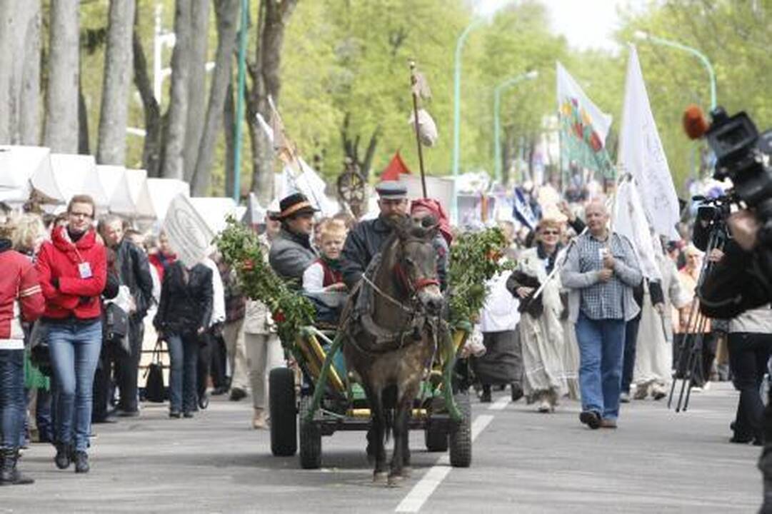 Palanga: nuo kermošiaus iki žirgų lenktynių