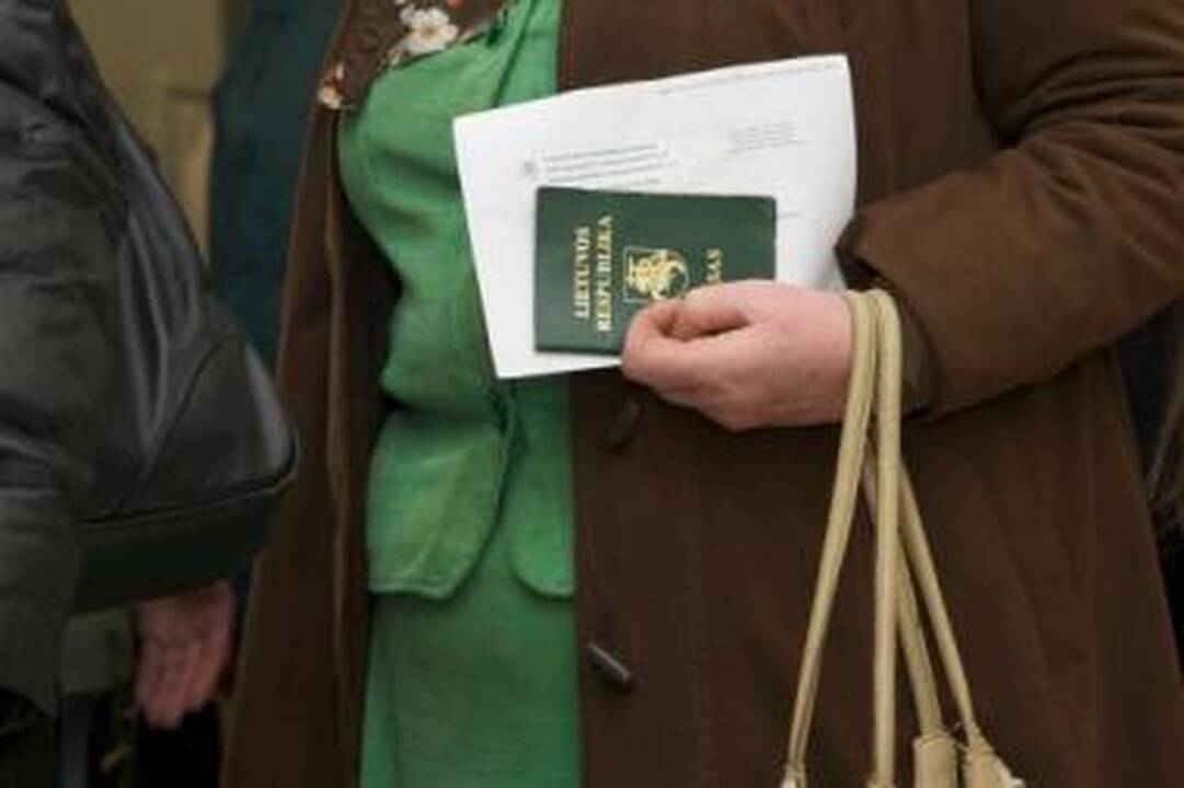 Radybos: rastą dokumentą žmogus privalo atiduoti pareigūnams.