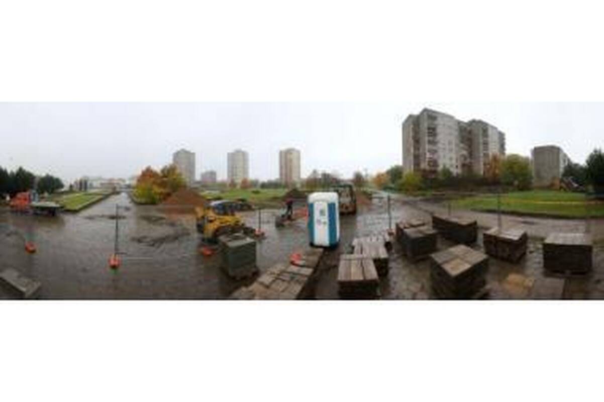 Praktiški: senąsias grindinio plyteles ketinama panaudoti kitose miesto vietose.