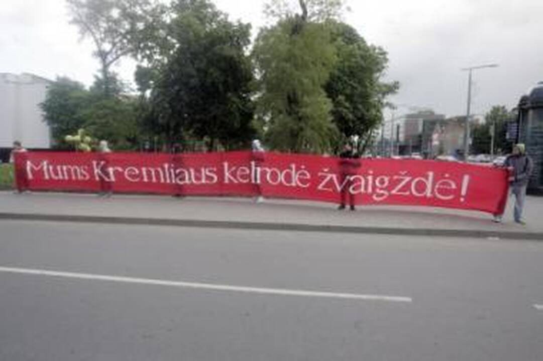 Nedraugai: A.Paleckis užtikrino, kad su jaunimu, prisijungusiu prie piketo, frontas neturi nieko bendra.