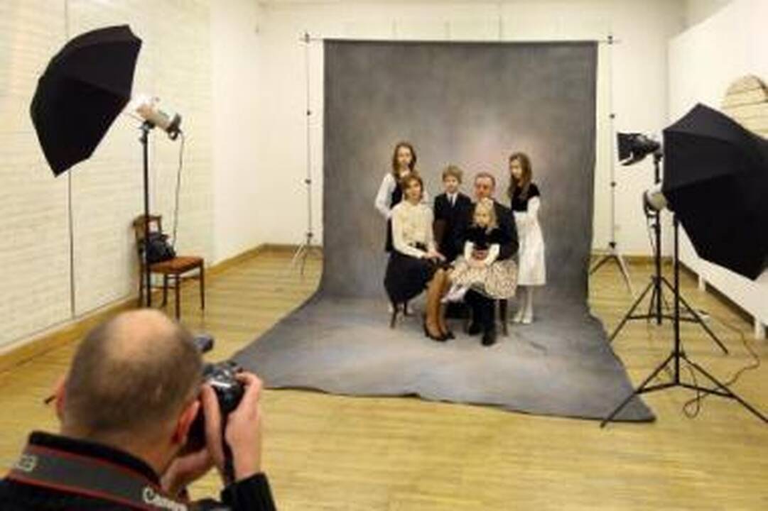 Įvertinimas: fotosesijos dalyviai džiaugėsi, kad albume turės profesionalų atliktas nuotraukas.