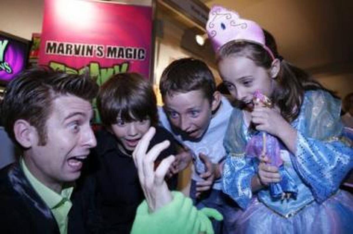 Kalėdų burtai ir stebuklai