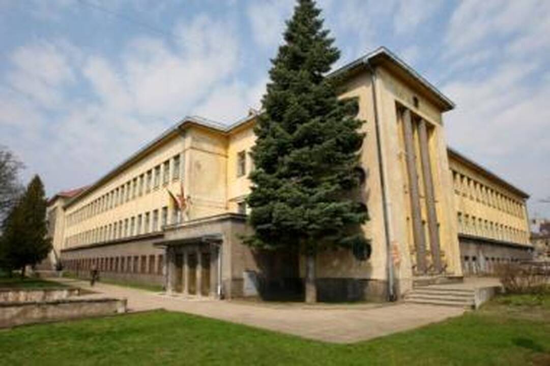 Sprendimas: Vaižganto vidurinei mokyklai savivaldybė neleidžia formuoti vienuoliktų klasių, nes pritrūko keturių mokinių.