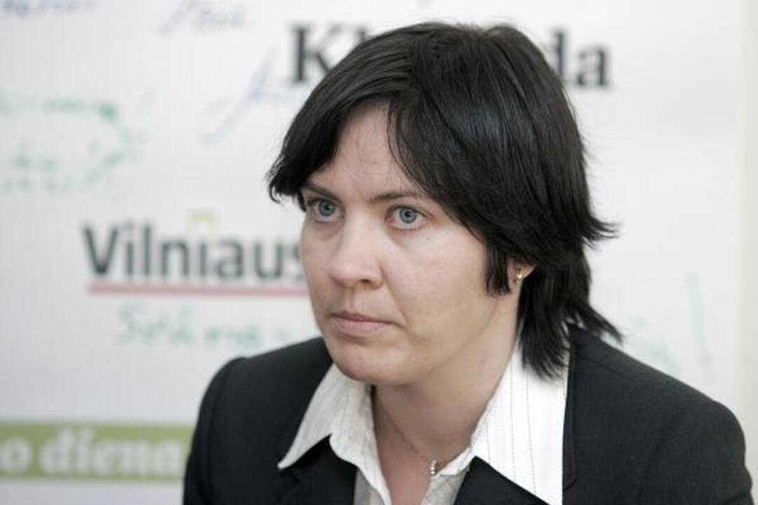 Atsistatydinanti E.Žiobienė: nepasidaviau minios diktatui