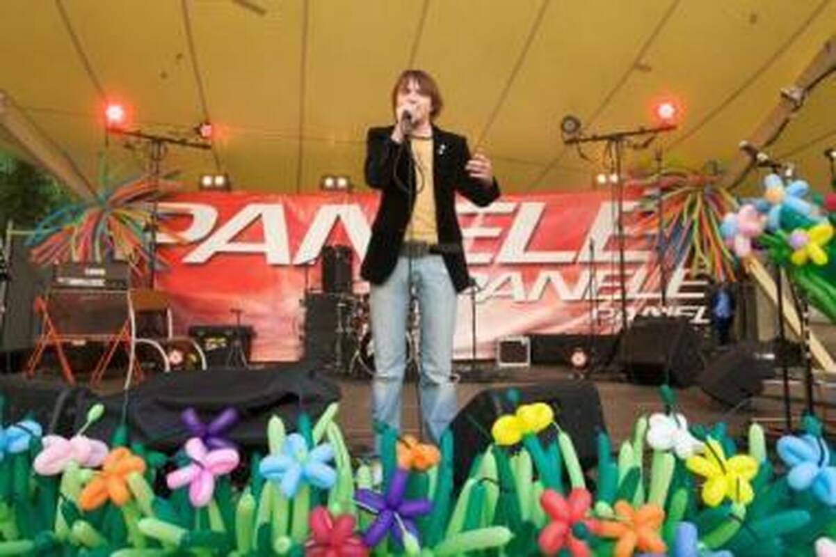 Charizma: originalusis A.Lukošius gera nuotaika užkrėtė visus šventės svečius.