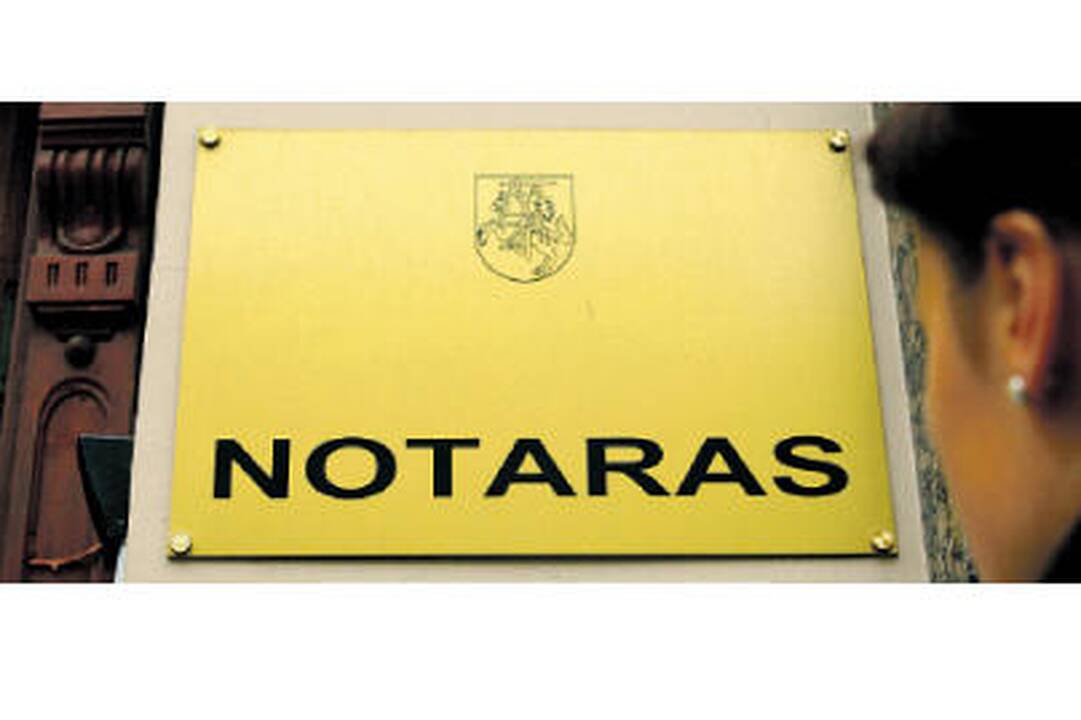 Bankai atsijoja notarus