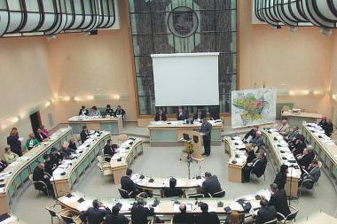 Kauno politikai taupyti nežada