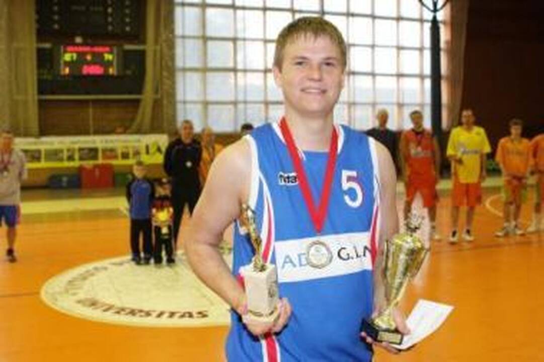 Čempionai: "AD G.I.N." sezoną vainikavo pergale "Kauno dienos" krepšinio Didžiosios taurės turnyre.