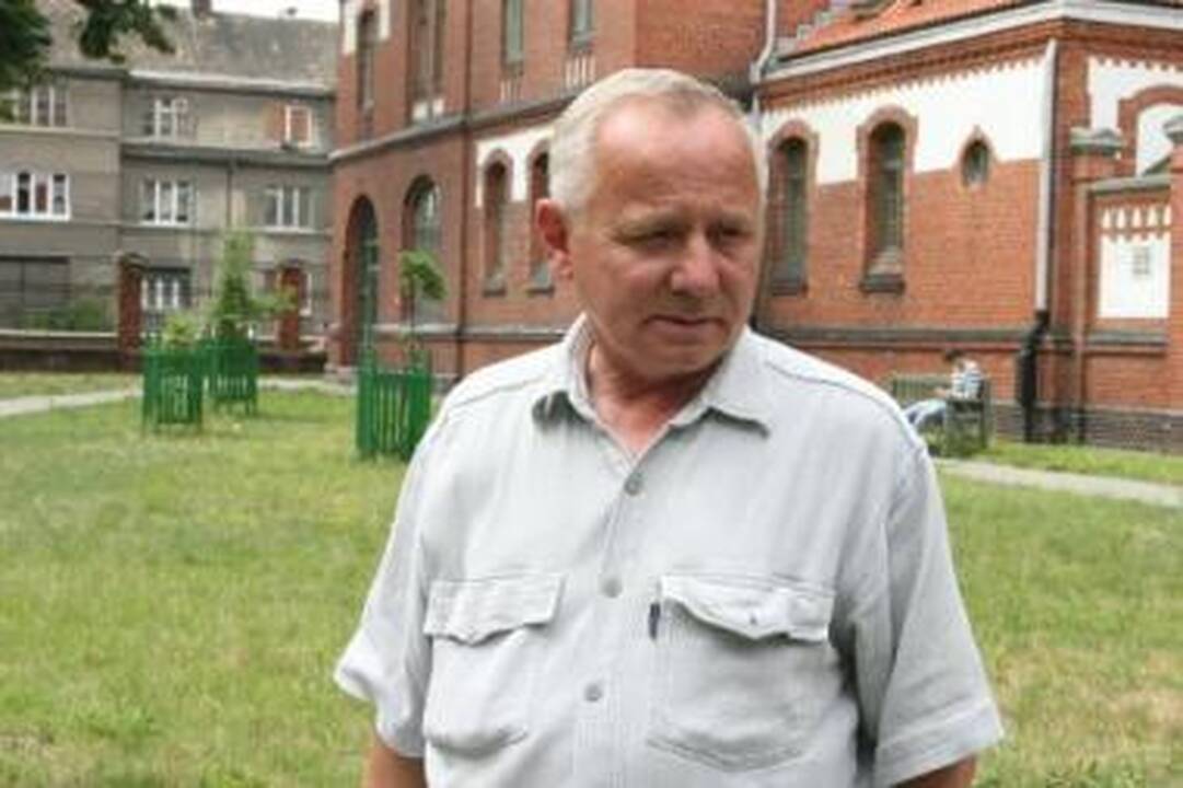 Terminai: J.Bukančio pastebėjimu, į paraiškų studijuoti priėmimo pabaigą abiturientų aktyvumas padidėjo.