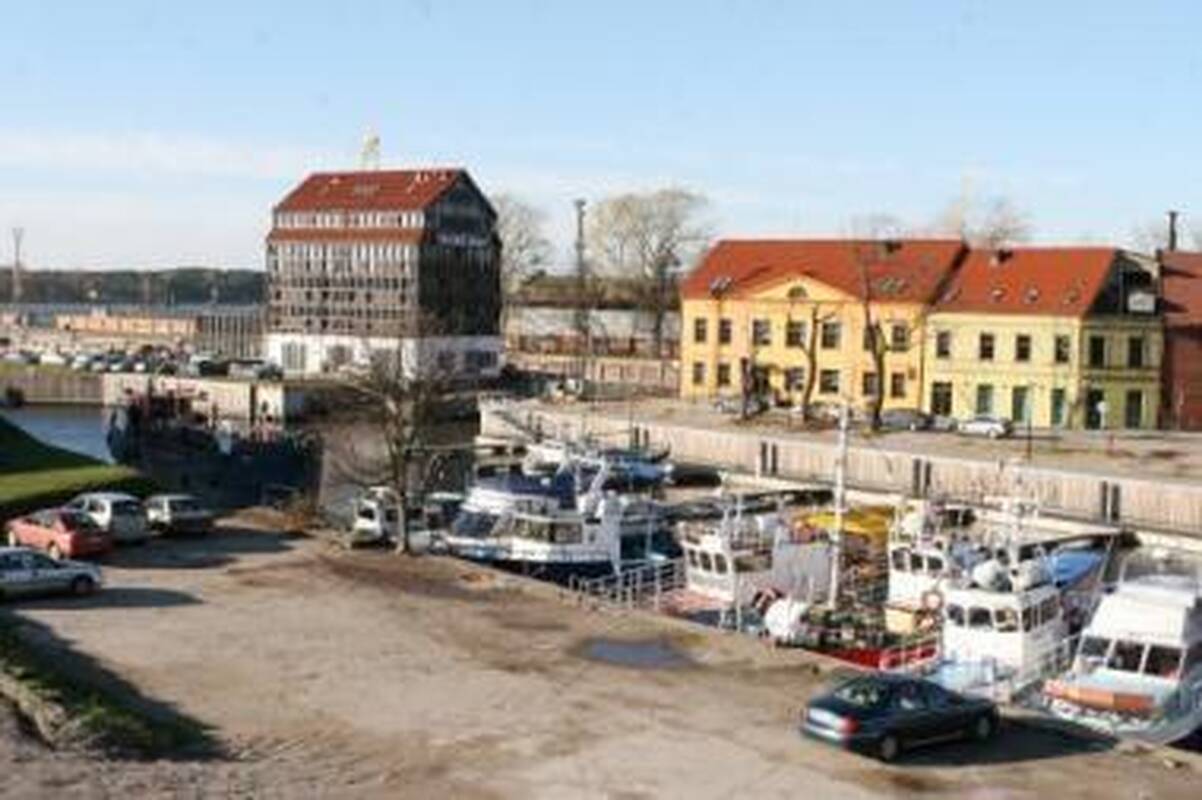 Vieta: krantinė, kurioje švartuosis istoriniai laivai, yra prie pat piliavietės – tarp jos bastionų.