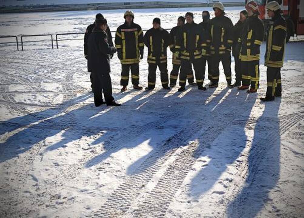 011: dešimt valandų tarp ugnies ir mirties