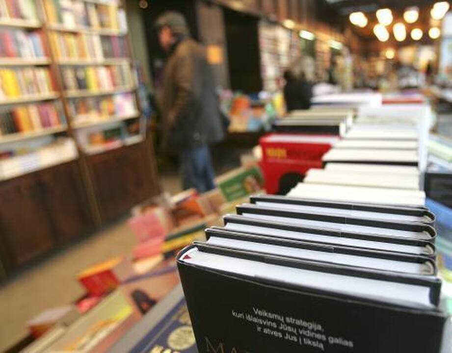 Į knygyną – ne pirkti, o skaityti