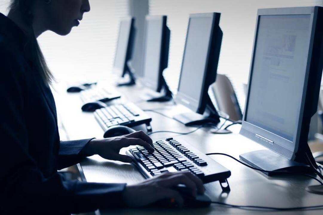 Paradoksas: jaunųjų programuotojų darbas užsienyje nežavi