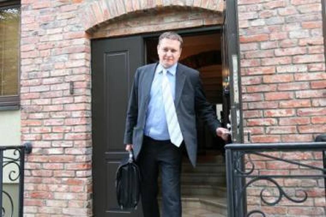 Gins: E.Kivylius pasiryžęs įrodyti, kad jo klientui susidūrus su sunkumais bankas privalėjo bendradarbiauti ir pasiūlyti tokias sąlygas, kad paskolos našta būtų lengvesnė.
