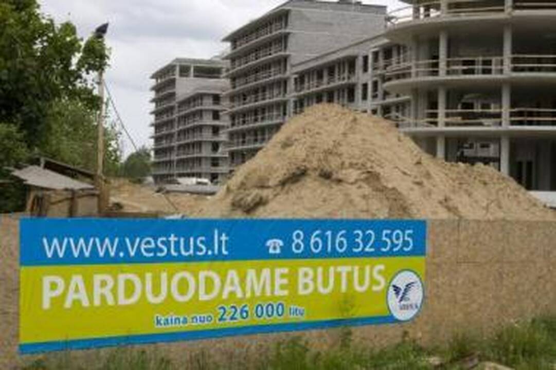 Tendencijos: per kelerius metus pasiekusios neregėtas aukštumas nekilnojamojo turto kainos jau gerokai nukrito, tačiau dugno dar nepasiekė.