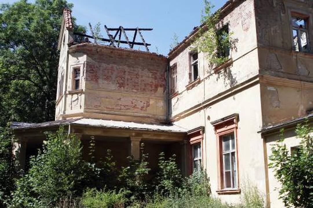 Skelbiama Kurhauzo restauravimo pradžia